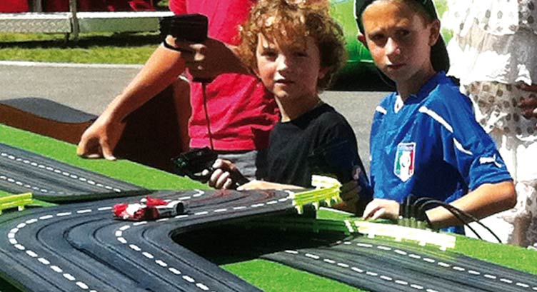 image-master-slider--Circuit-Slot-Racing_03