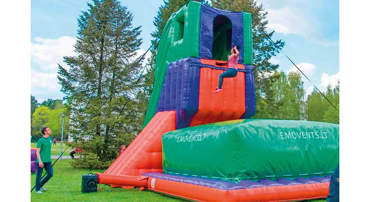 image-master-light-animation-structures-gonflables-extreme-jump-2024-3