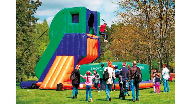 image-master-light-animation-structures-gonflables-extreme-jump-2024-4