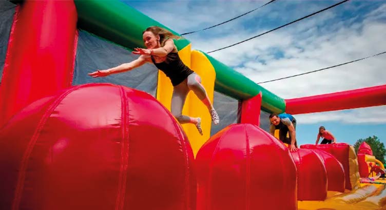 image-master-light-animation-structures-gonflables-wipe-out-2024-2