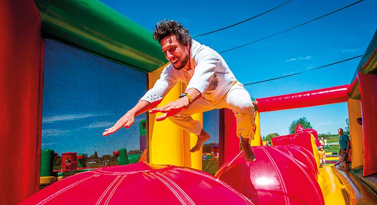 image-master-light-animation-structures-gonflables-wipe-out-2024-3